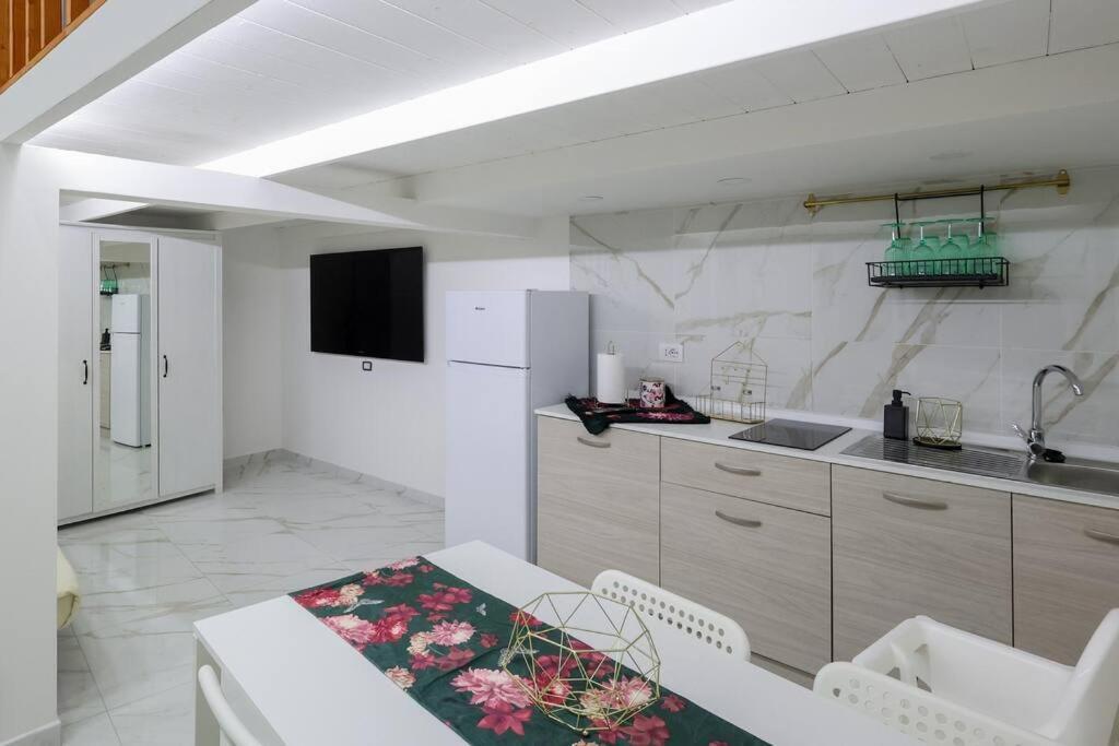 Апартаменты 'A Casa D'Annare Неаполь Экстерьер фото