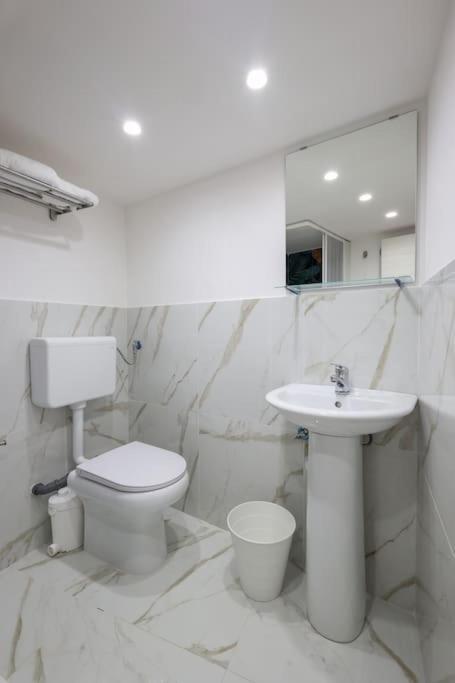 Апартаменты 'A Casa D'Annare Неаполь Экстерьер фото